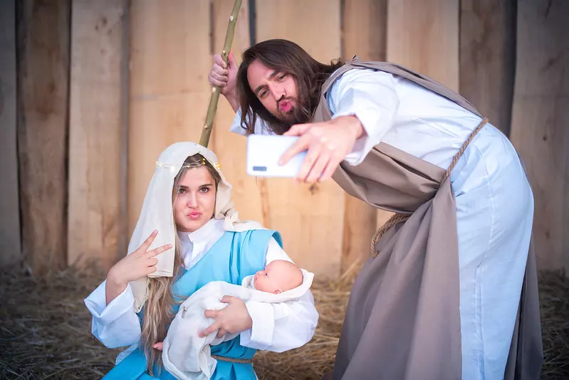 Boże Narodzenie – od pogańskich wierzeń do komercjalizacji