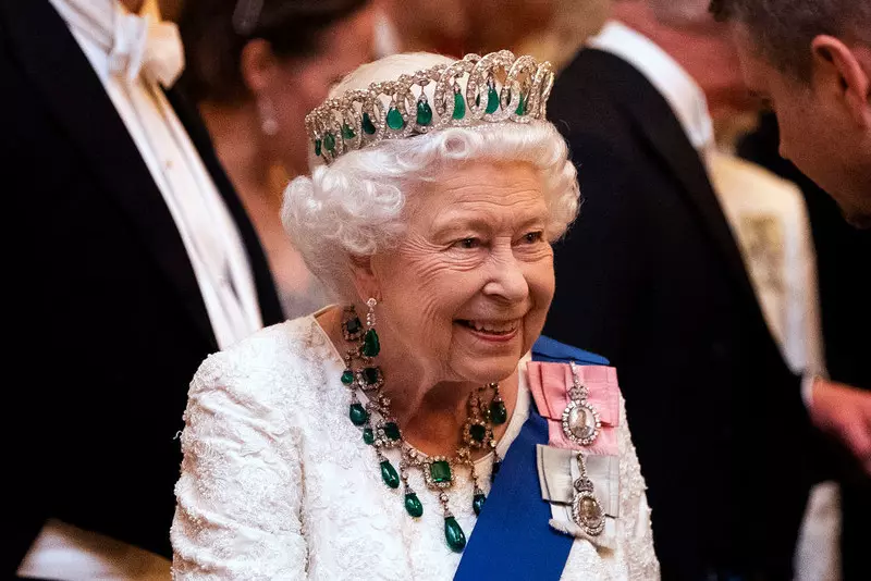 Elżbieta II ponad prawem? Przepisy, które nie obowiązują królowej