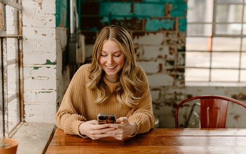 UK Online Penetration Hits 97.8% as Internet Users Reach 67.8 Million in 2025