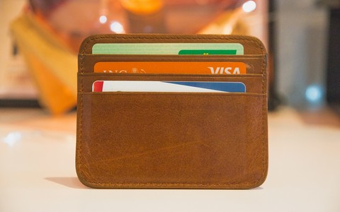 Cash, Cards, and Apps: Polish People’s Payment Preferences in the UK