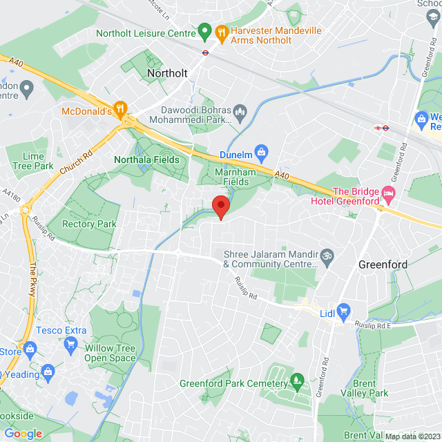 London, Londyn Zach., UB69TW